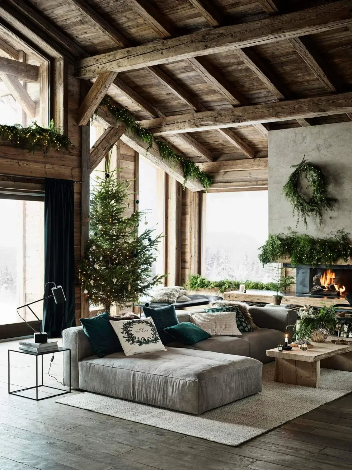 Christmas At H&M Home In Two Different Styles 1 christmas-hm-home-nordroom