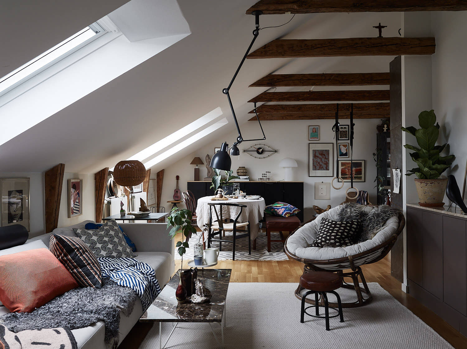 A Cozy Scandinavian Attic Apartment