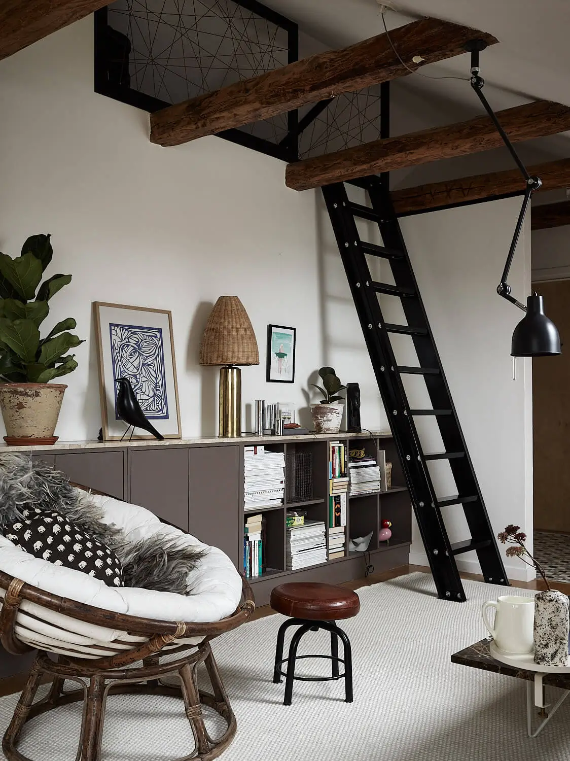 Best of 2018: Living Rooms 2 cozy-scandinavian-attic-apartment-nordroom