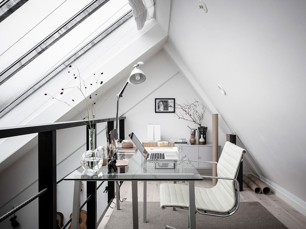 light scandinavian home nordroom16 A Light Scandinavian Home with Multifunctional Attic Space