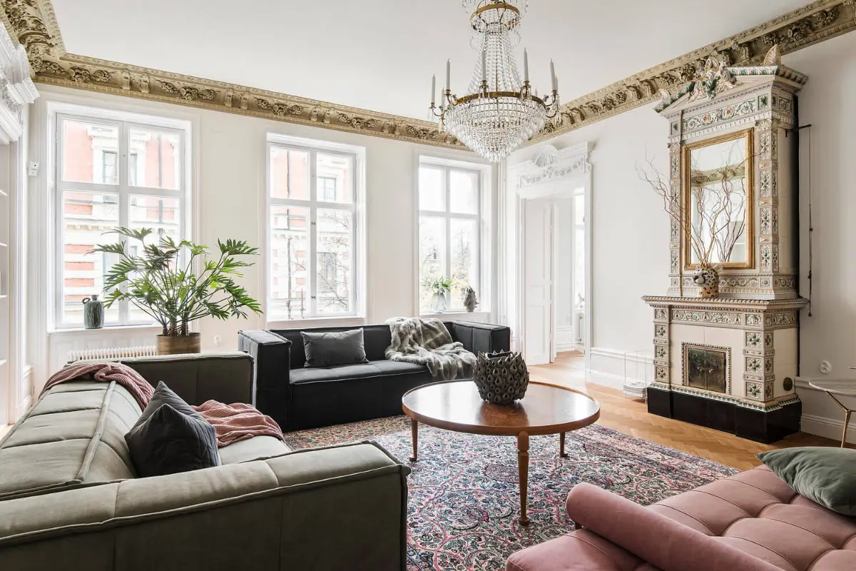 A Spacious Stockholm Apartment Packed With Historic Touches 2 spacious-stockholm-apartment-historic-touches-nordroom