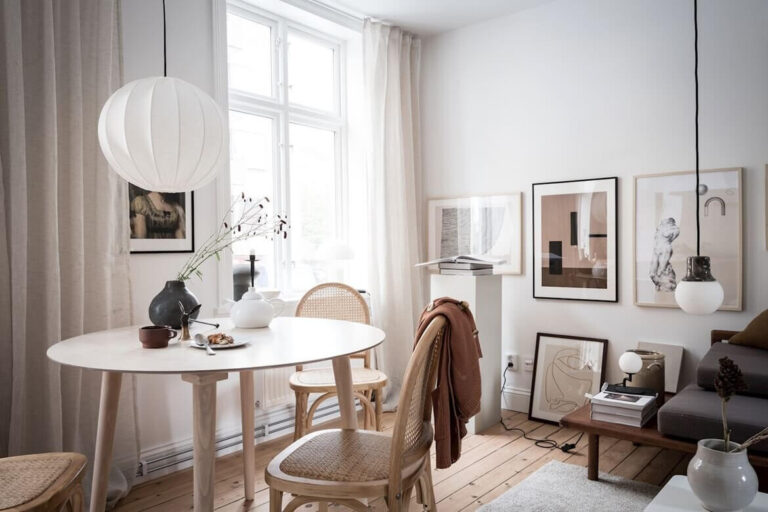 A Small Beautiful and Light Scandinavian Apartment - The Nordroom