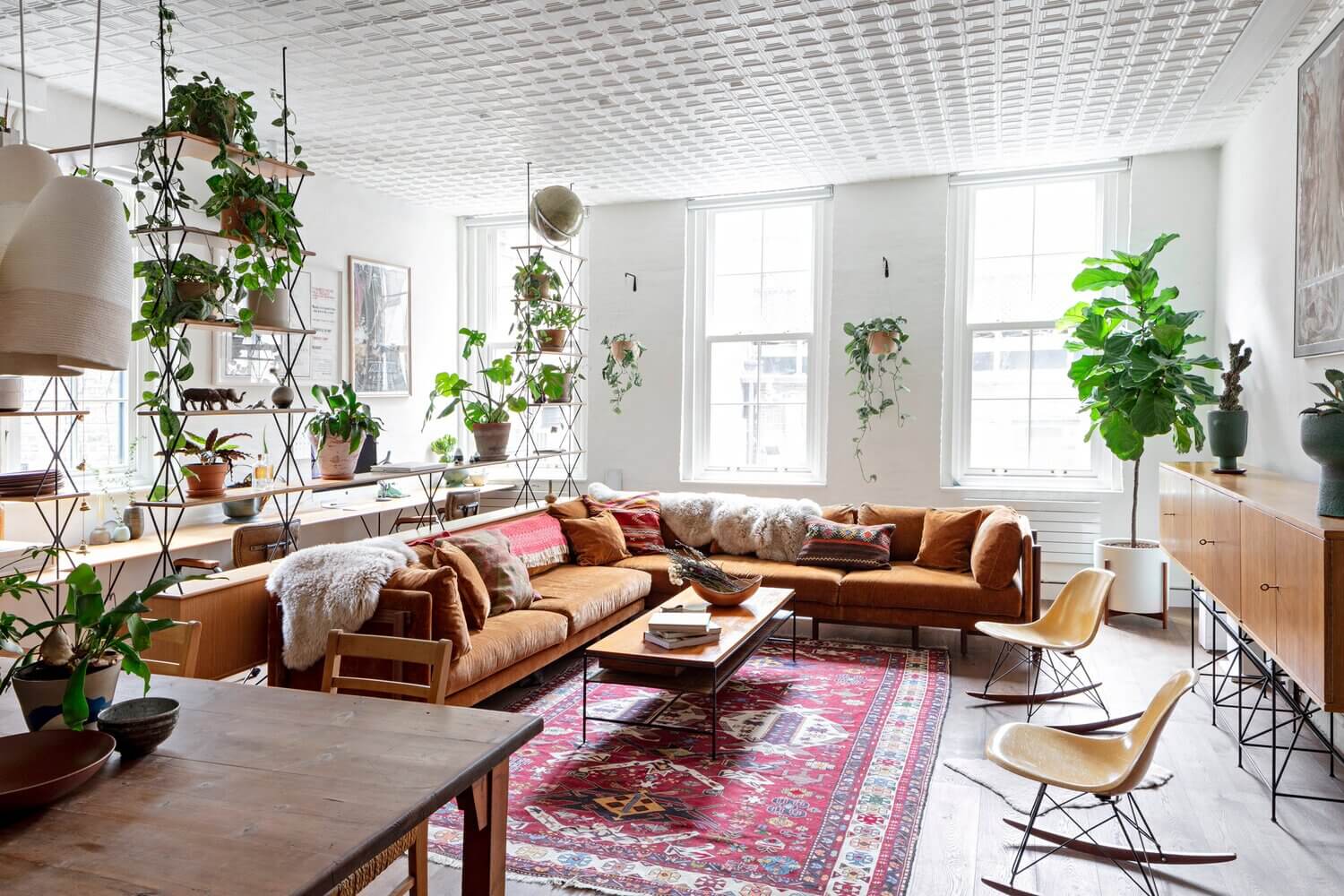 david harbour new york loft nordroom1 Actor David Harbour's New York Loft Apartment