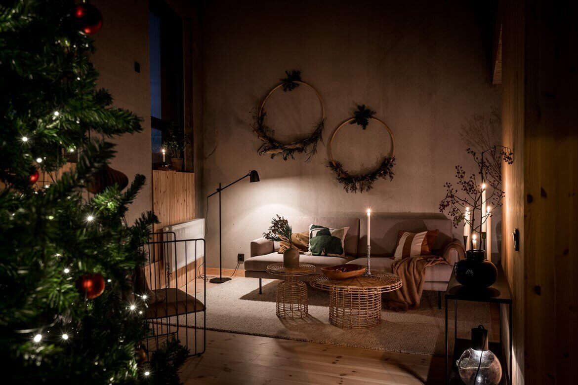 A Cozy Christmas in a Small Scandinavian Loft 1 scandinavian loft christmas decor nordroom A Cozy Christmas in a Small Scandinavian Loft