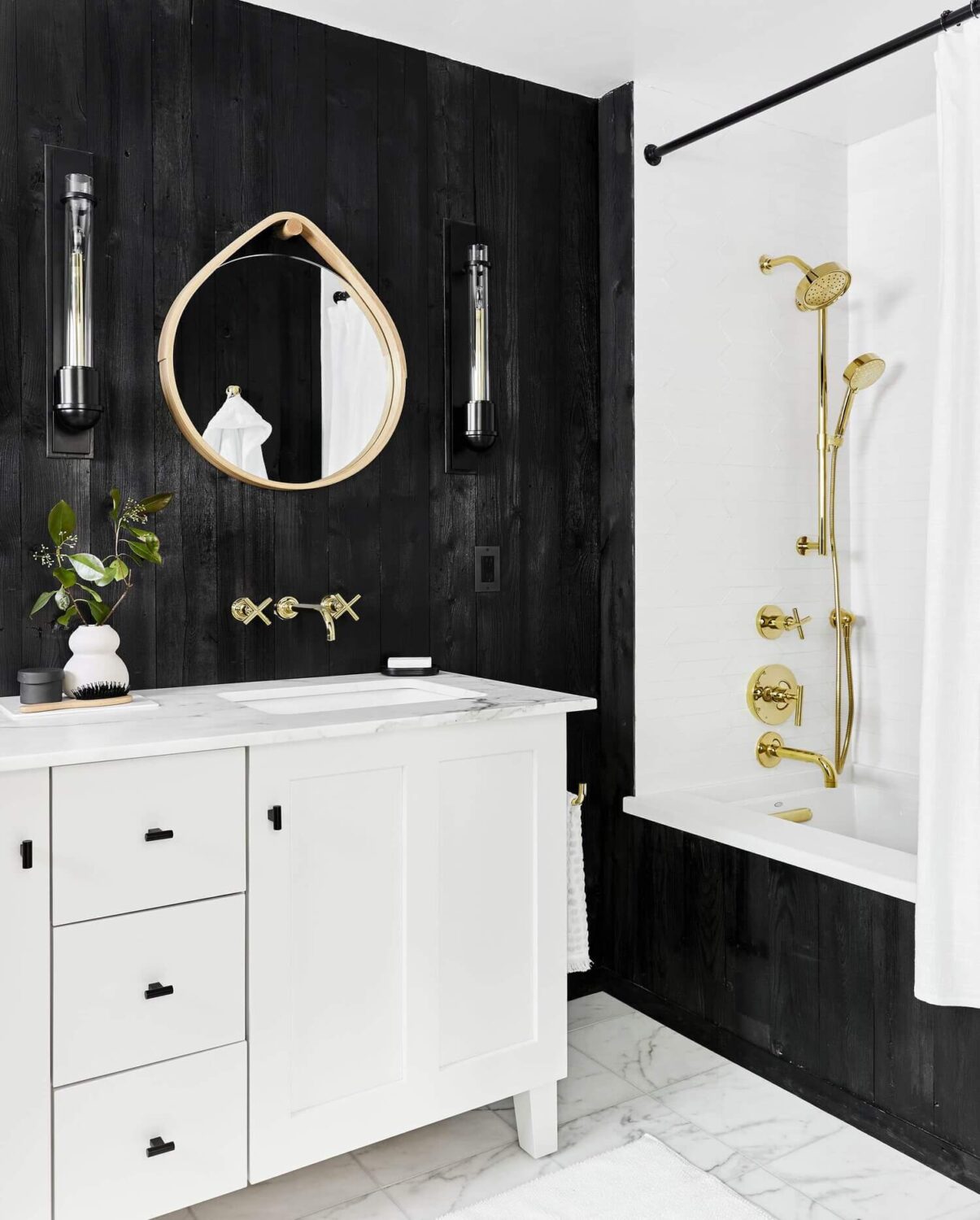 50 Amazing Black Bathroom Design Ideas - The Nordroom