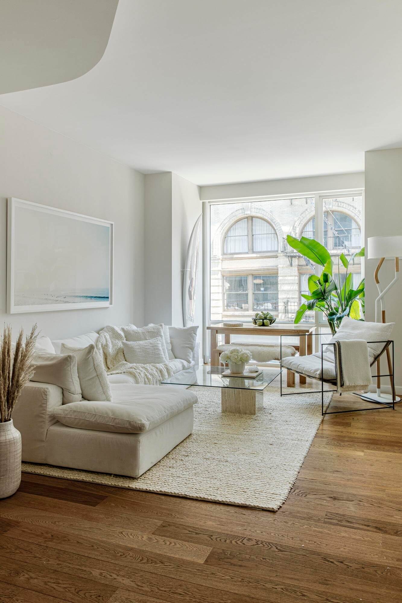 Calm Neutral Tones in a New York Apartment