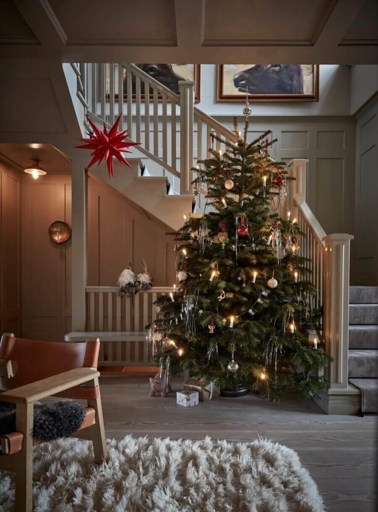 A Stylish Scandinavian Christmas Home - The Nordroom