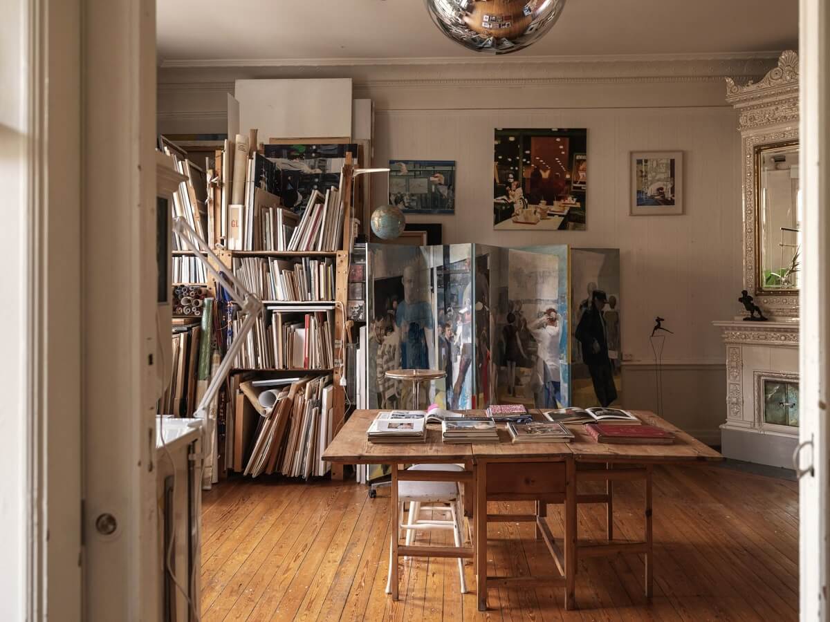 MED66CF640AEFFC43DD9E9626A63E0B535E 20240830154110 w2200 q80 Design Love: Artist Lofts and Home Ateliers