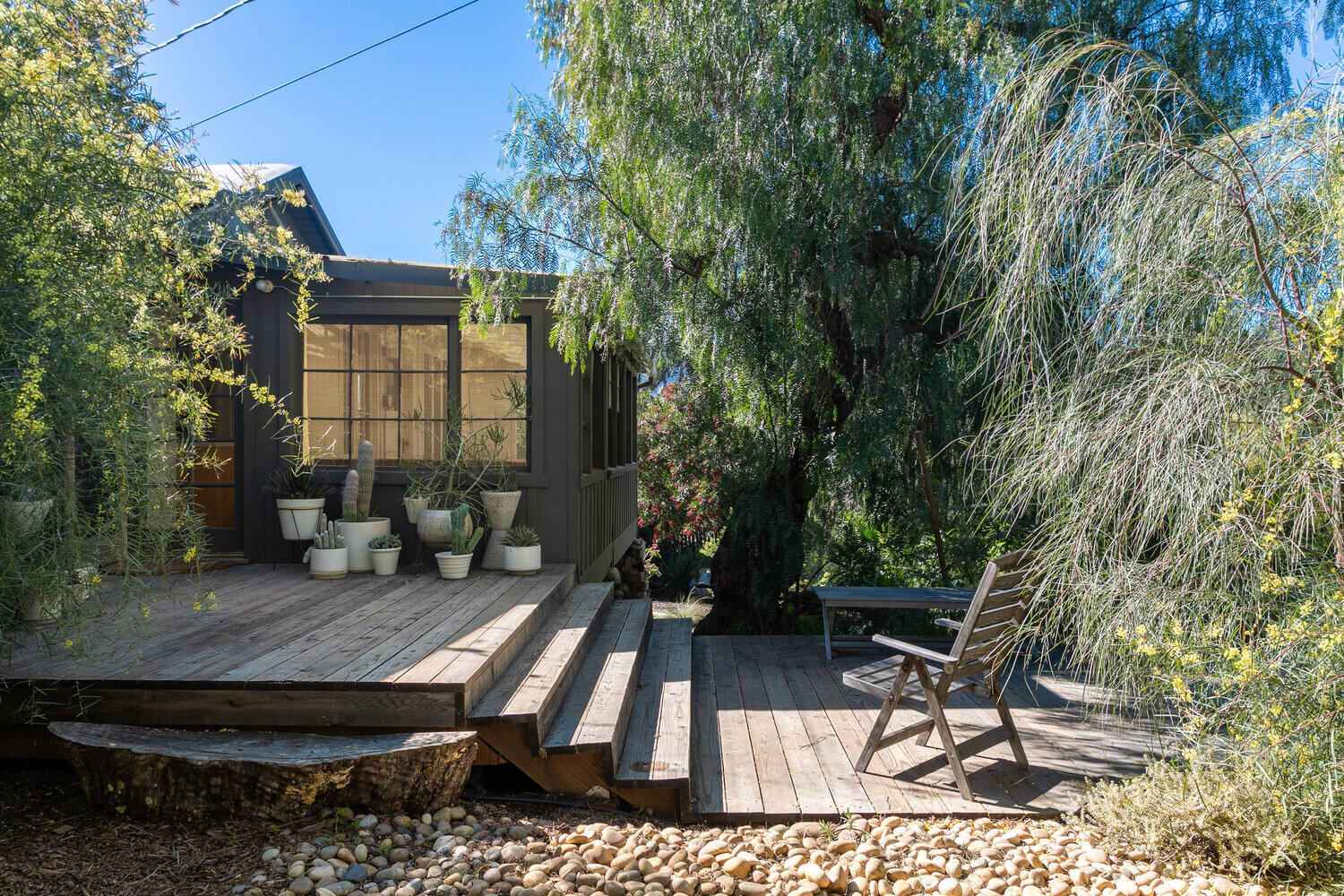 serene vintage cabin topanga canyon nordroom12 A Serene and Light Vintage Cabin in Topanga Canyon