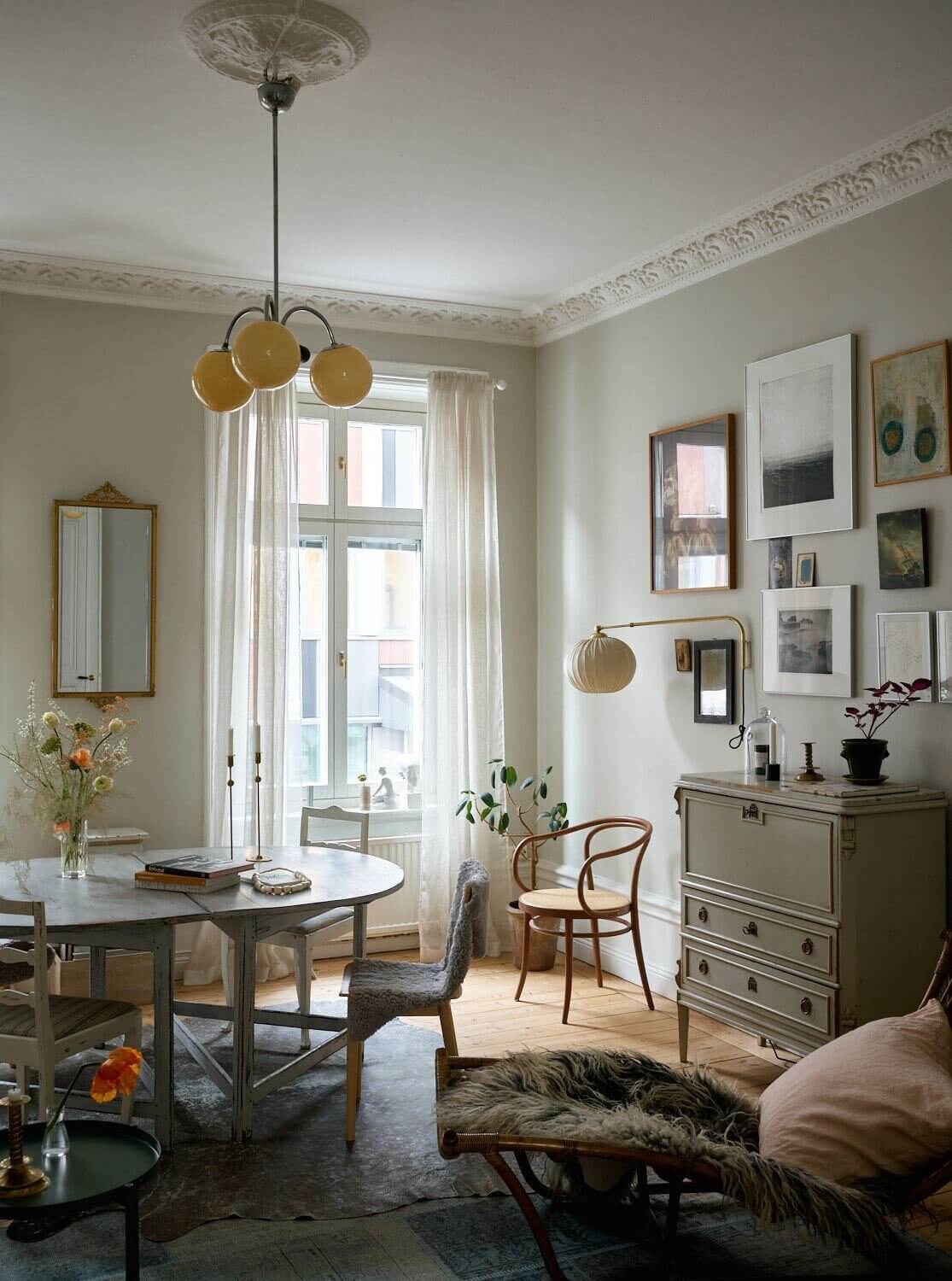 vintage apartment stockholm nordroom A Lovely Vintage Apartment in Stockholm