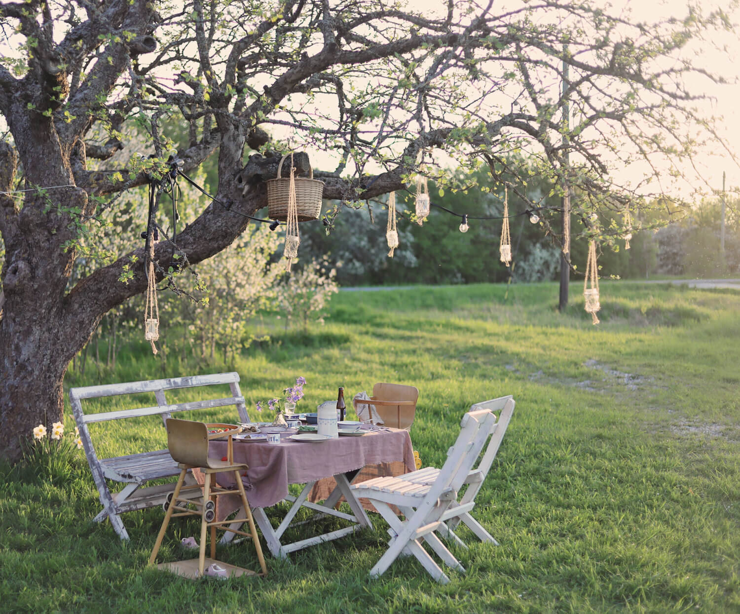 ASwedishCountryhousewithaDreamlikeGarden TheNordroom13 A Swedish Country House with a Dreamlike Garden