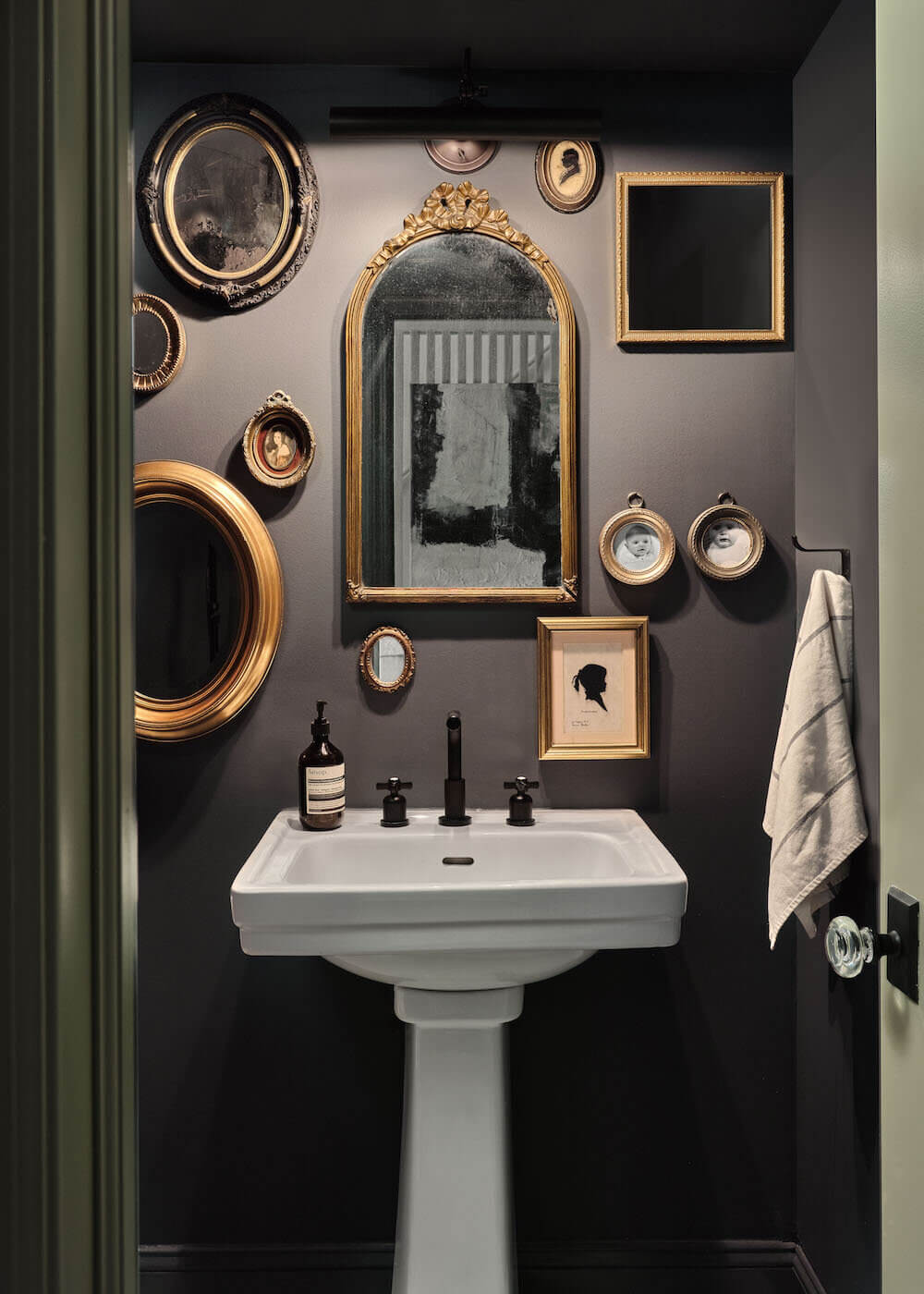warm brooklyn brownstone nordroom15 50 Amazing Black Bathroom Design Ideas