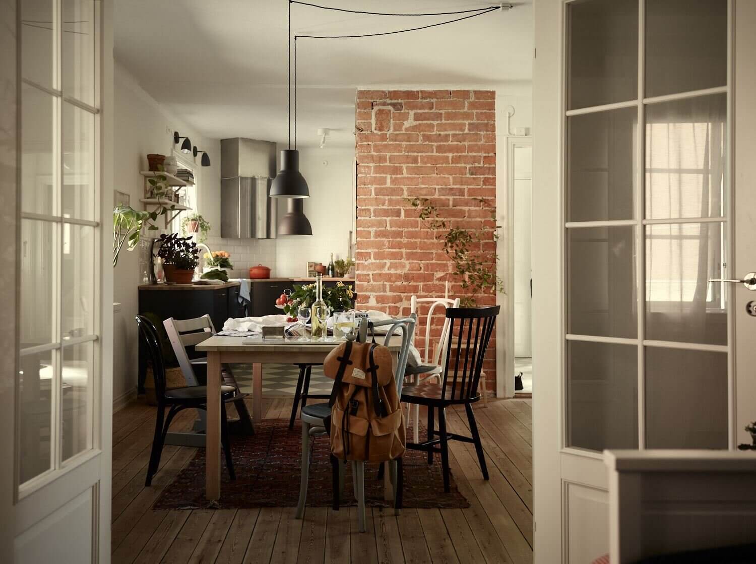 A Charming Yellow Gatehouse in Stockholm