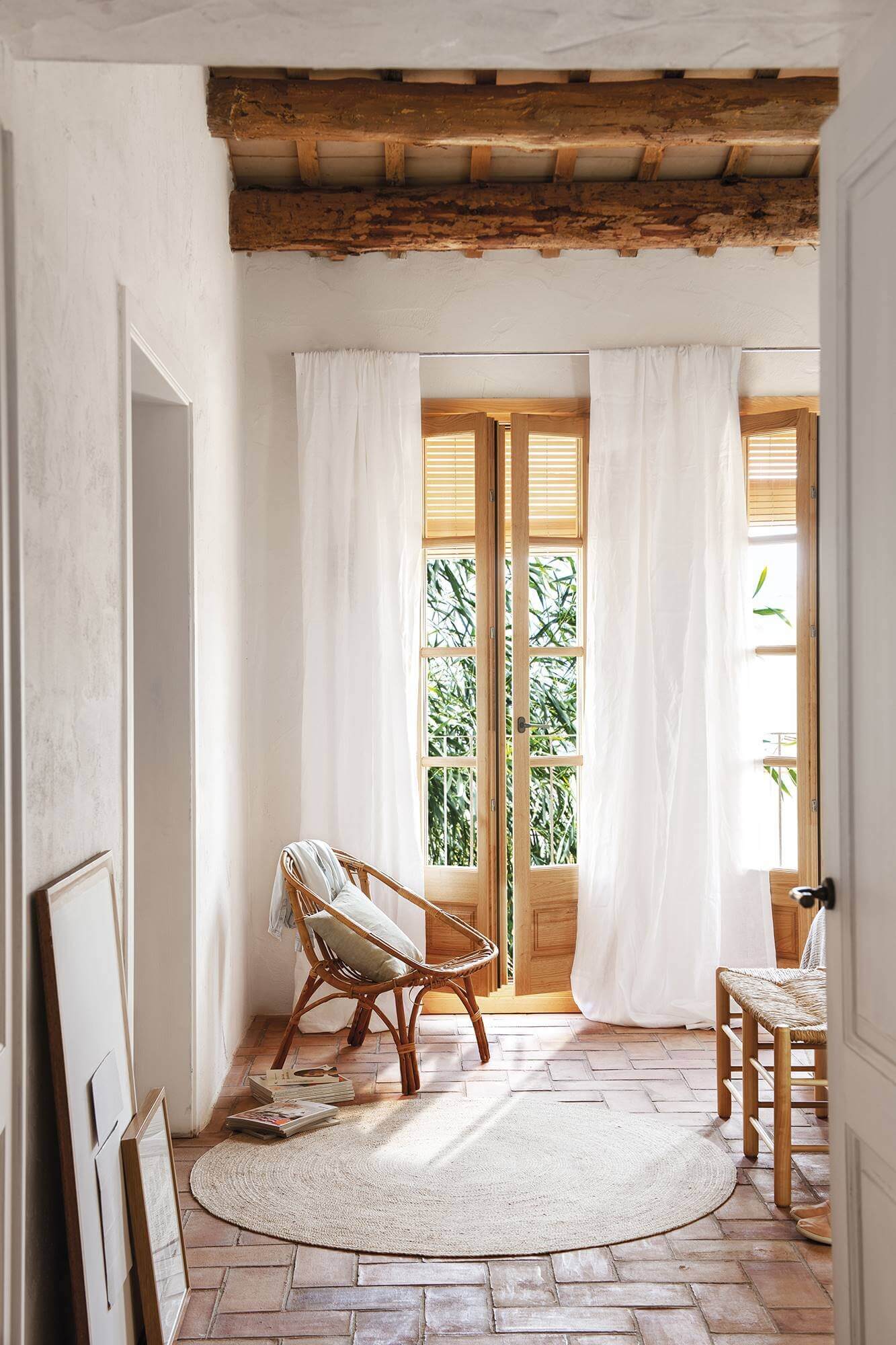 natural country style 19th century townhouse barcelona nordroom5 Natural Country Style in a 19th-Century Townhouse in Barcelona