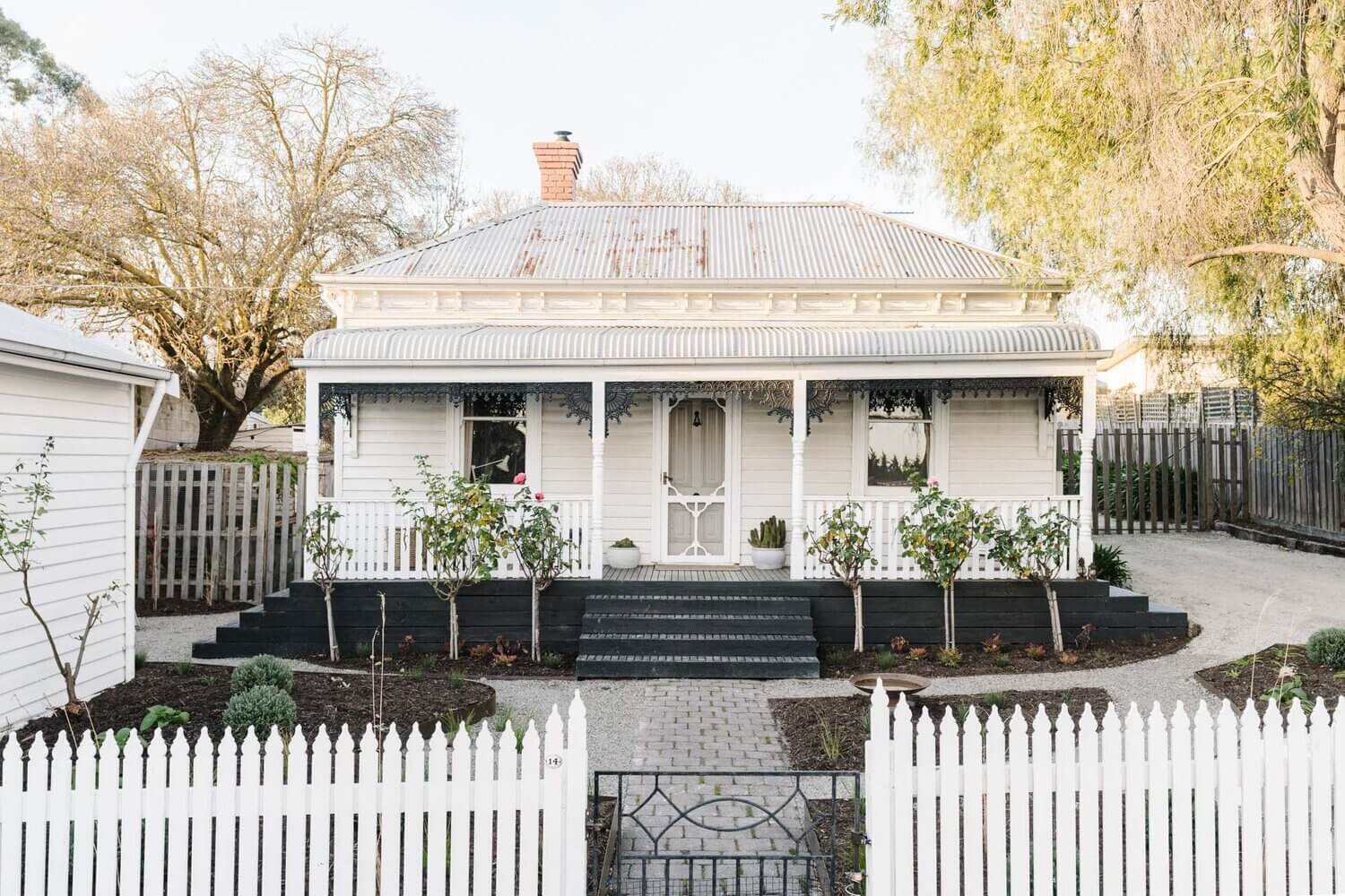 white vintage weatherboard cottage australia nordroom22 The White Vintage Weatherboard Cottage of an Interior Photographer