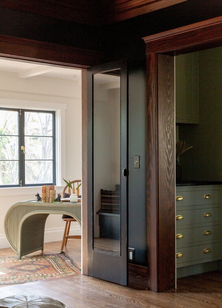 A 1905 Craftsman Restoration Overlooking Echo Park Lake - The Nordroom