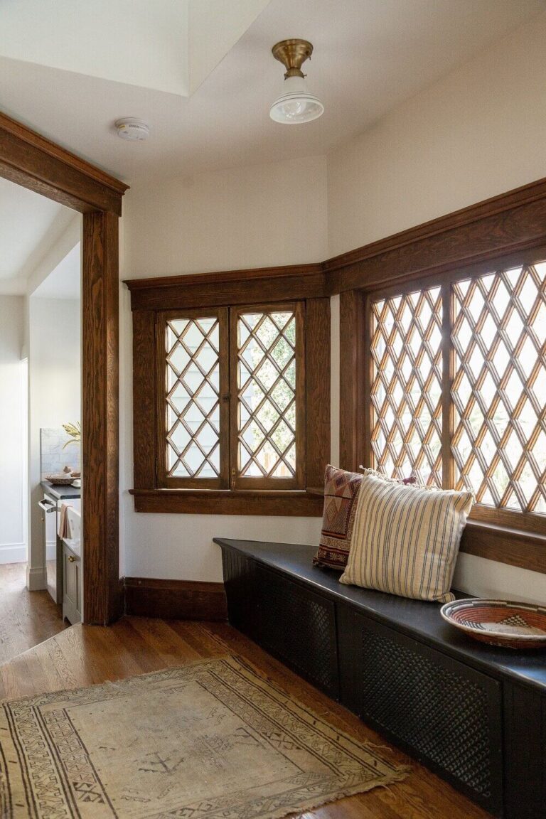 A 1905 Craftsman Restoration Overlooking Echo Park Lake - The Nordroom