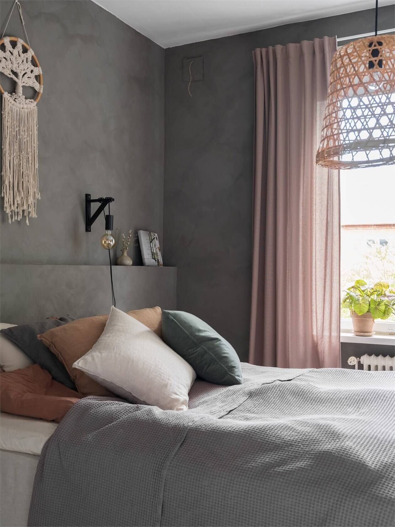grey pink scandinavian apartment nordroom14 A Lovely Grey and Pink Scandinavian Apartment