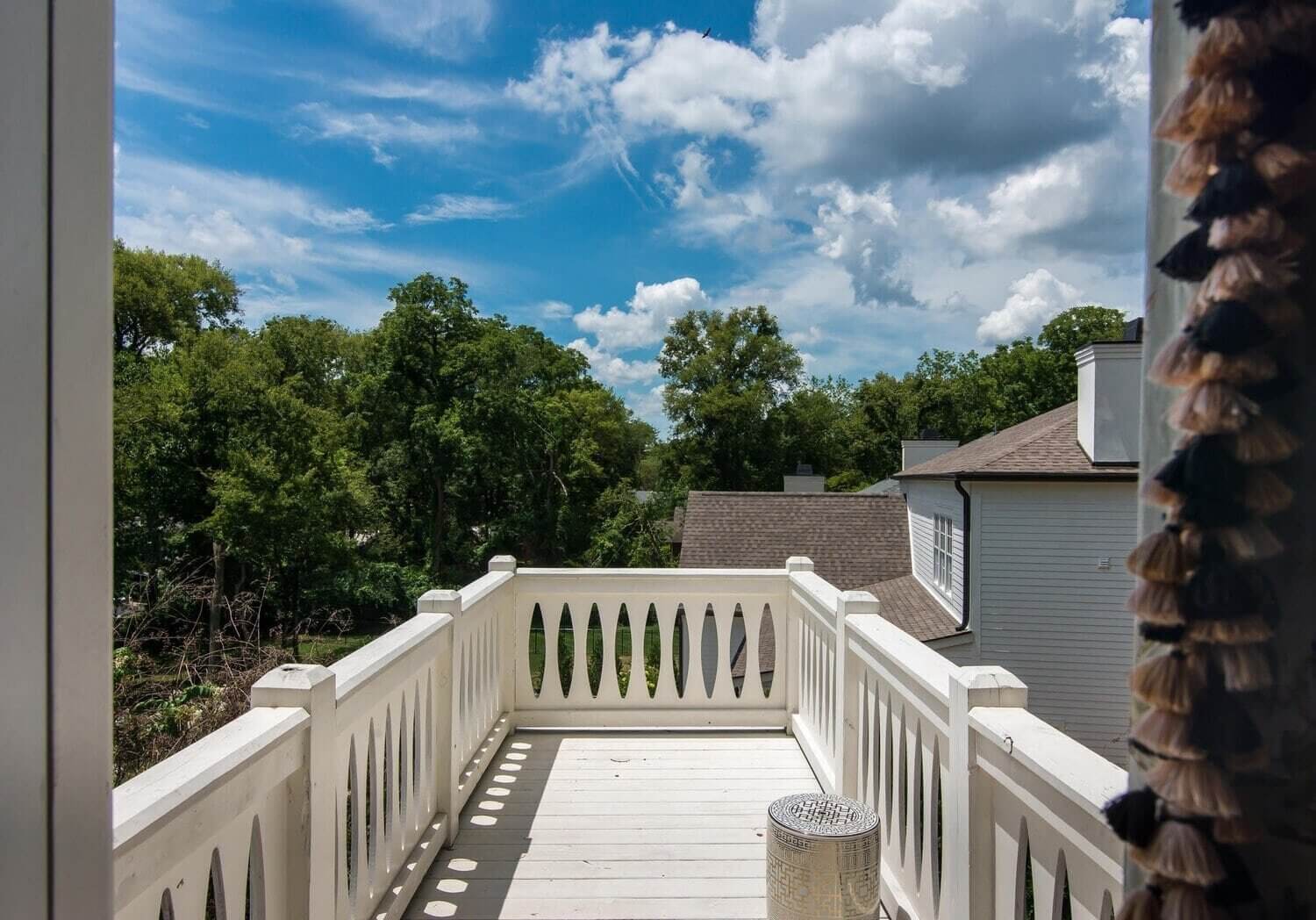 louisa pierce vintage eclectic nashville home for sale nordroom21 Louisa Pierce's Vintage Eclectic Nashville Home