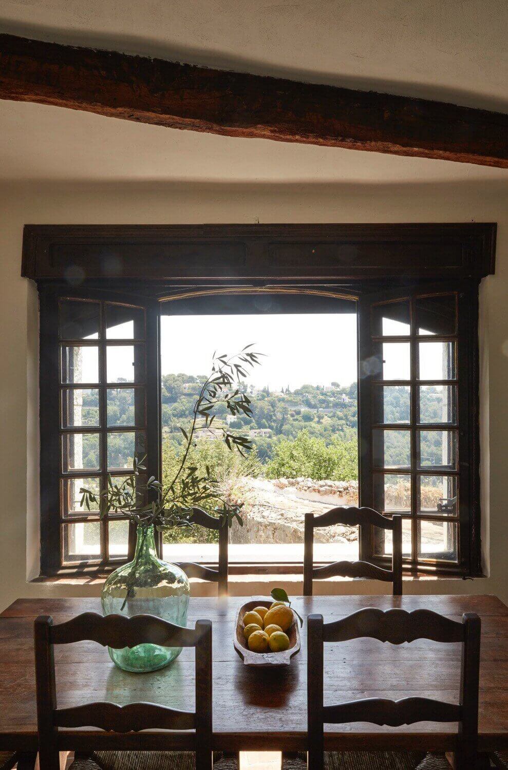 12th century provence airbnb apartment nordroom12 A Stunning Provence Airbnb in a Poet's 12th-Century Apartment