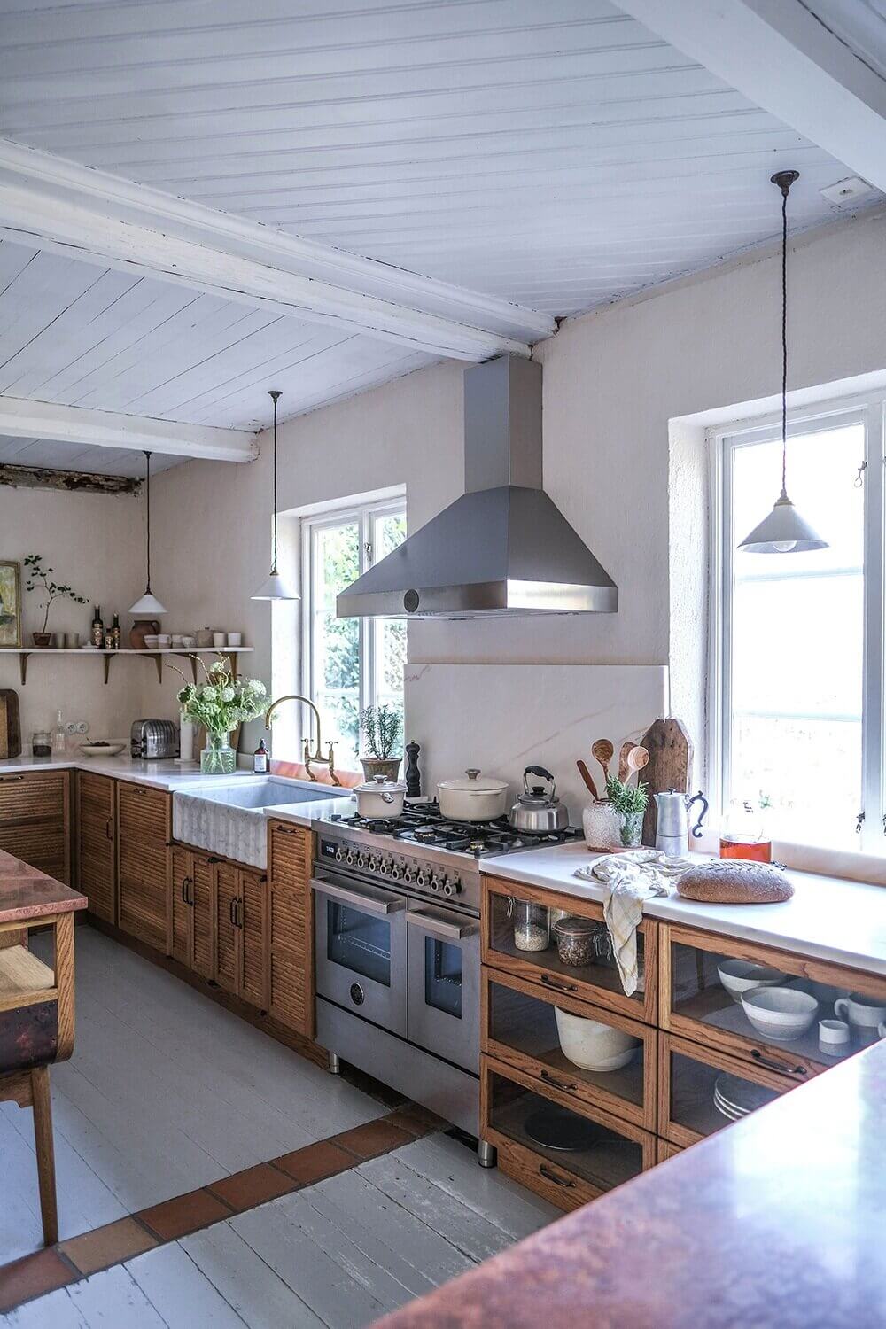 devol haberdasher kitchen nordroom19 A DeVOL Haberdasher Kitchen In A Swedish Countryside Cottage