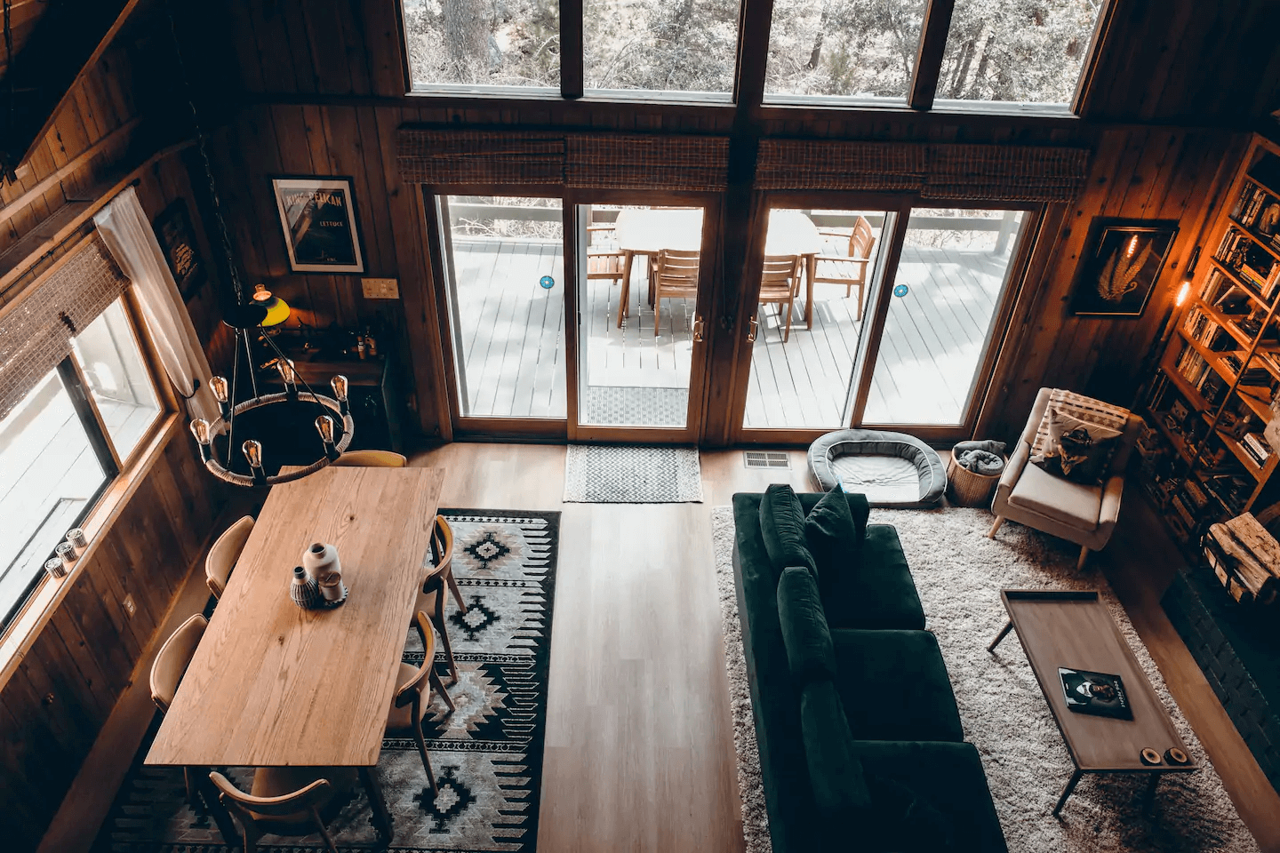 whiskey creek cabin airbnb nordroom1 Whiskey Creek Cabin | A Cozy Airbnb Surrounded by Pine Trees