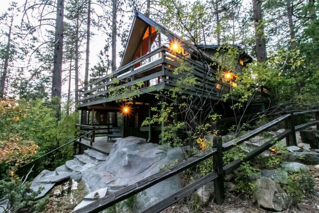 whiskey creek cabin airbnb nordroom17 Whiskey Creek Cabin | A Cozy Airbnb Surrounded by Pine Trees