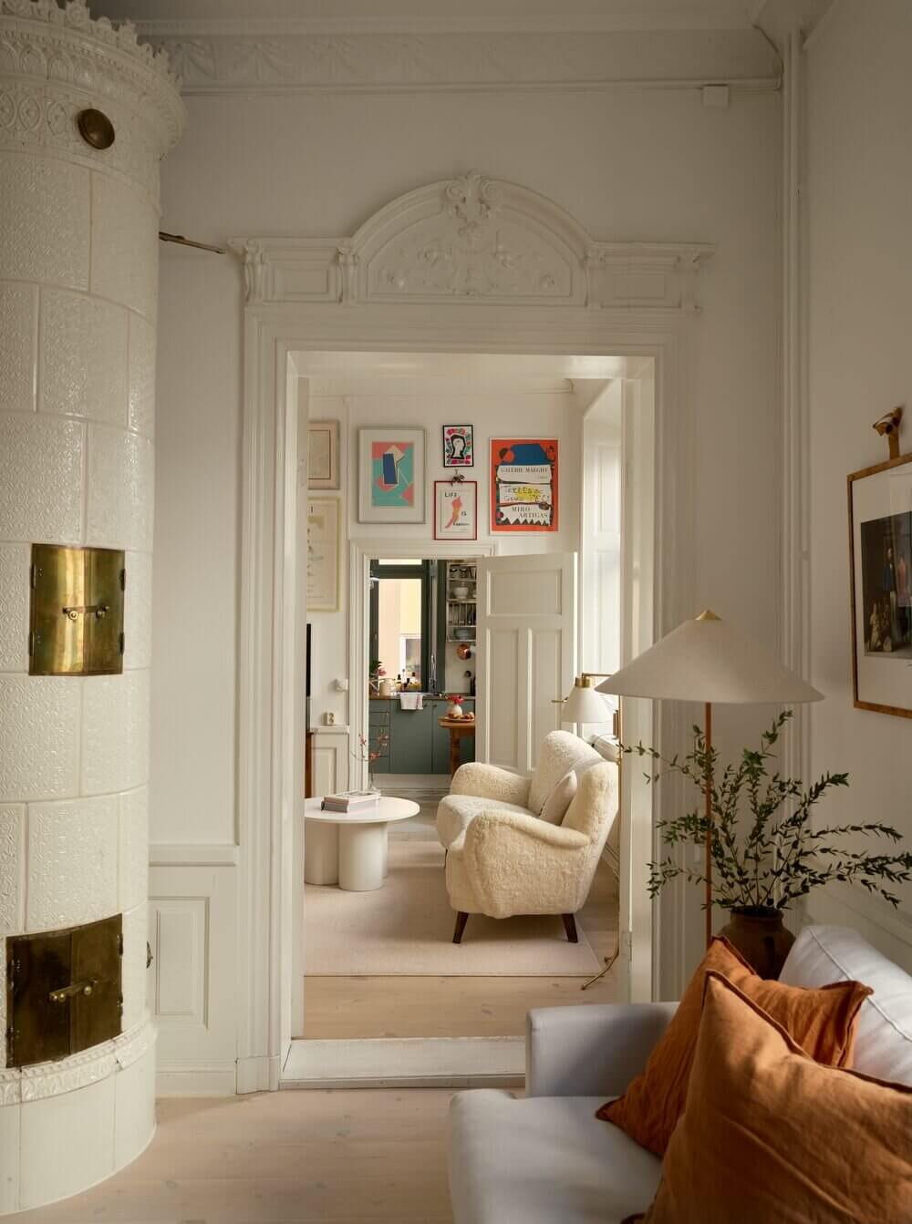 ACombinationofStylesInAHistoricStockholmApartment TheNordroom10 A Combination of Styles In A Historic Stockholm Apartment