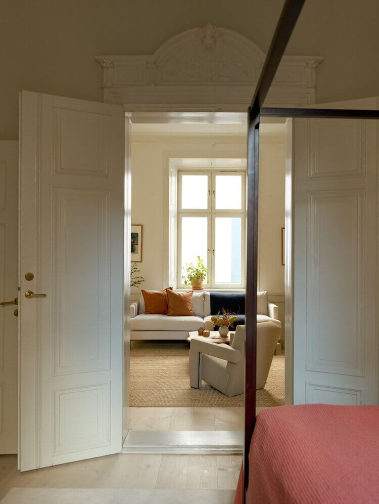ACombinationofStylesInAHistoricStockholmApartment TheNordroom14 A Combination of Styles In A Historic Stockholm Apartment