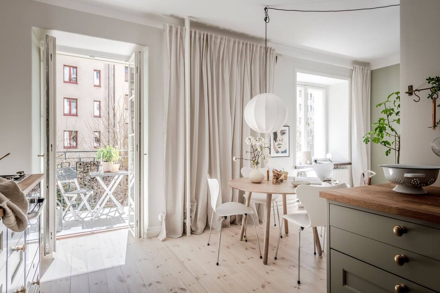 scandinavian-home-design-natural-nordroom