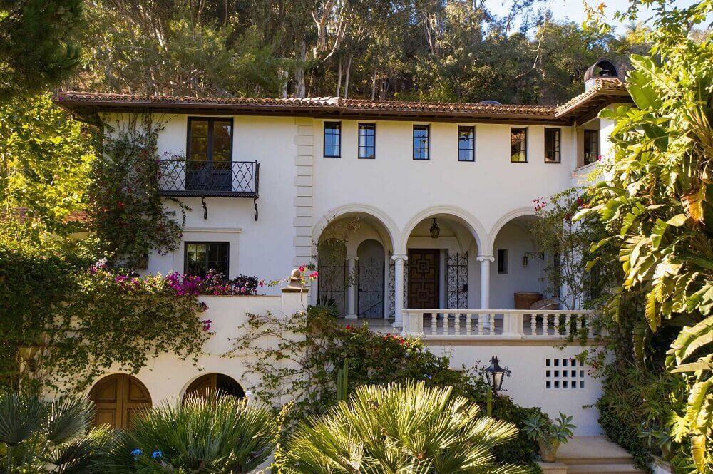 A1930sMediterranean StyleEstateinSantaMonica TheNordroom22 A 1930s Mediterranean-Style Estate in Santa Monica