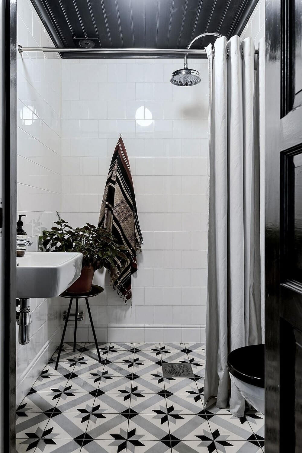 small-bathroom-design-ideas-nordroom