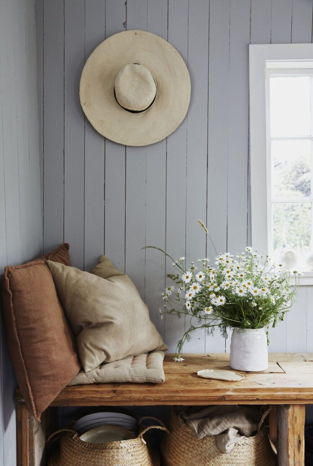 built-in-wooden-bench-storage-farmhouse-cottage-recycled-nordroom