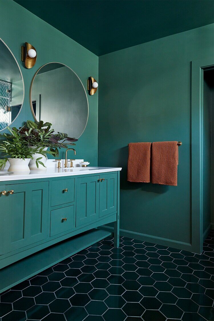 emerald green bathroom1 Sunday Favourites #7