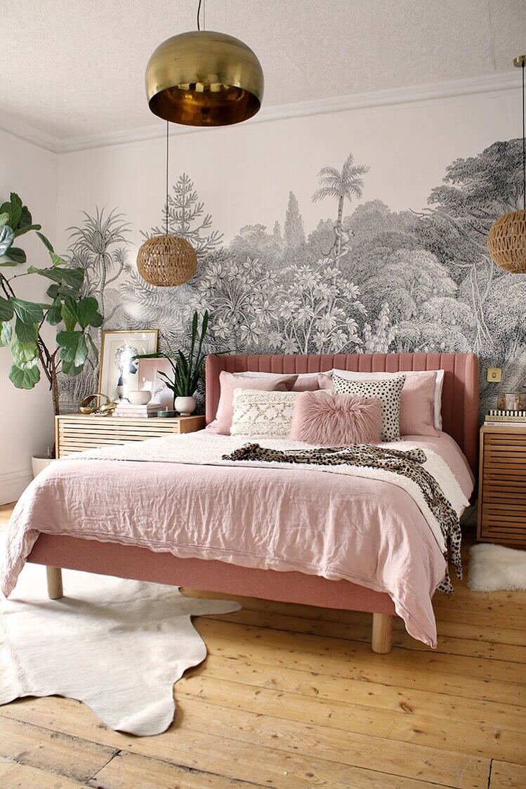 pink-bed-black-white-mural-nordroom