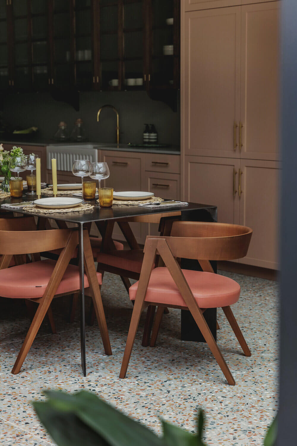 pink-kitchen-terrazzo-floor-midcentury-dining-chair-london-studio-duggan-nordroom