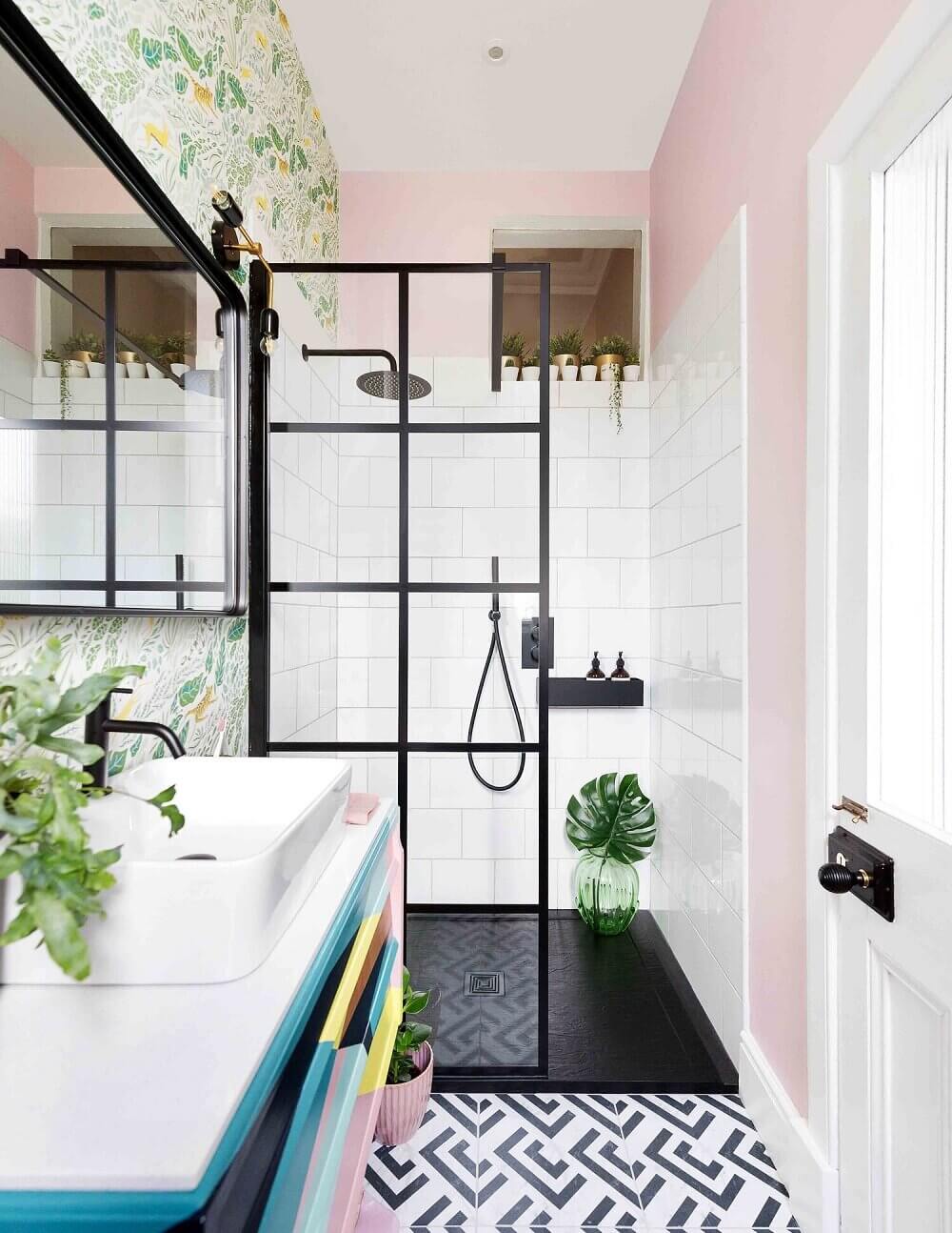 Small Bathroom Design Ideas Tips To, Ideas For A Small Bathroom