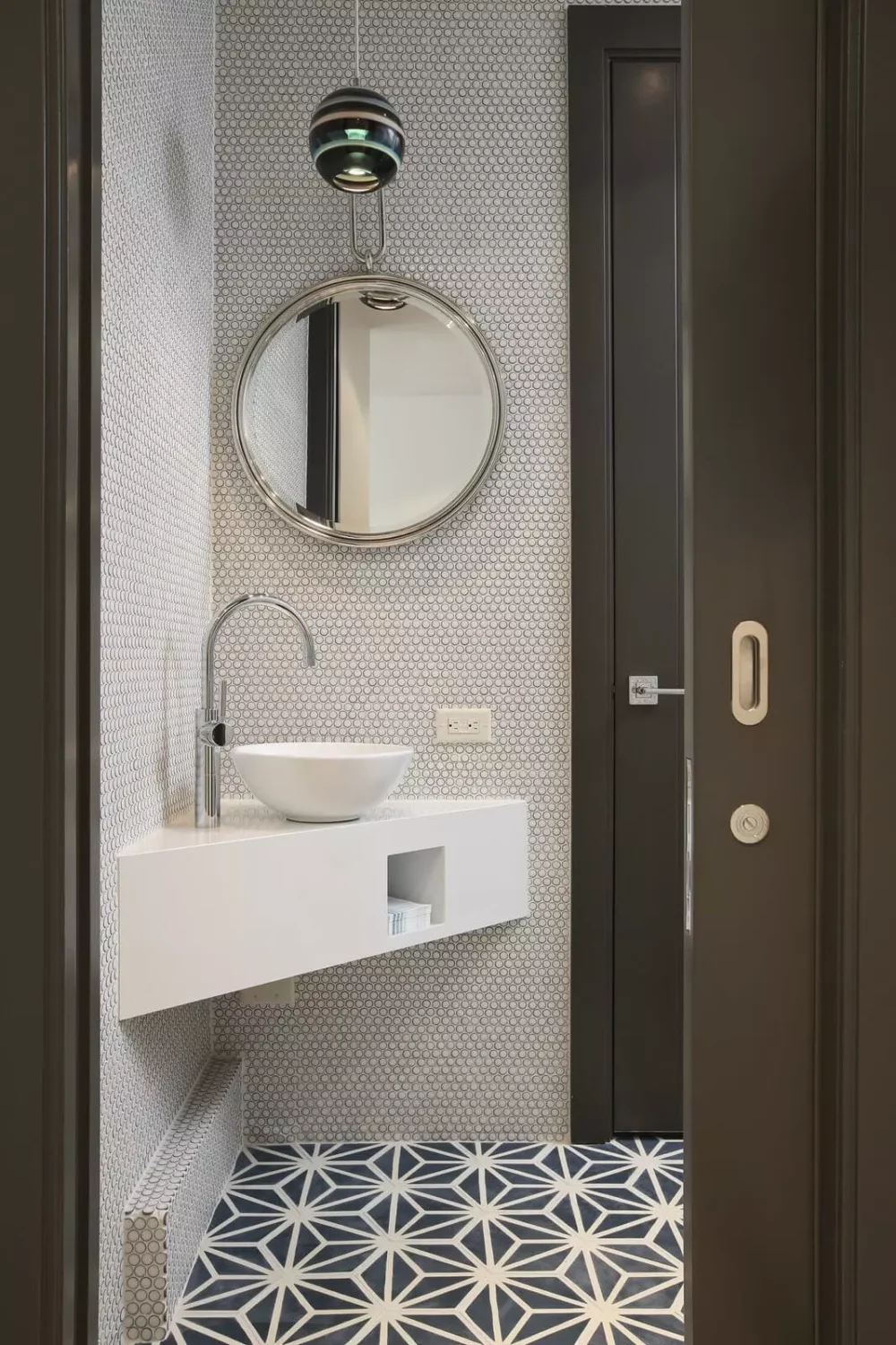 triangle-basin-small-bathroom-ideas-nordroom