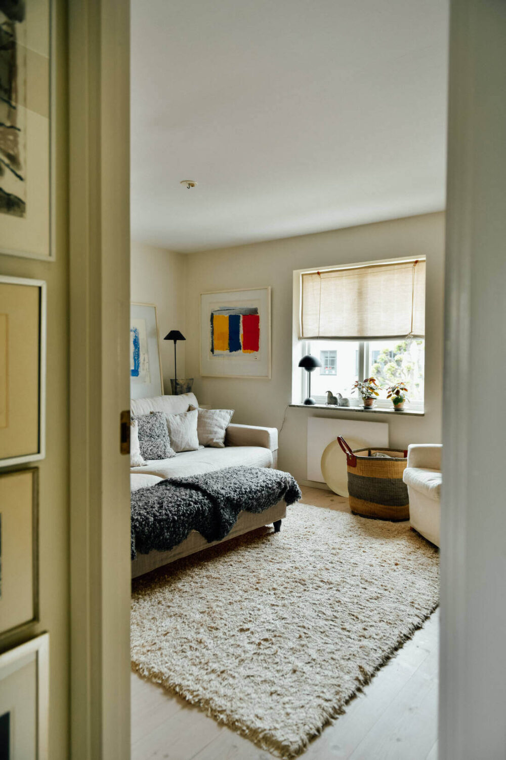 cozy-black-white-home-sweden-nordroom