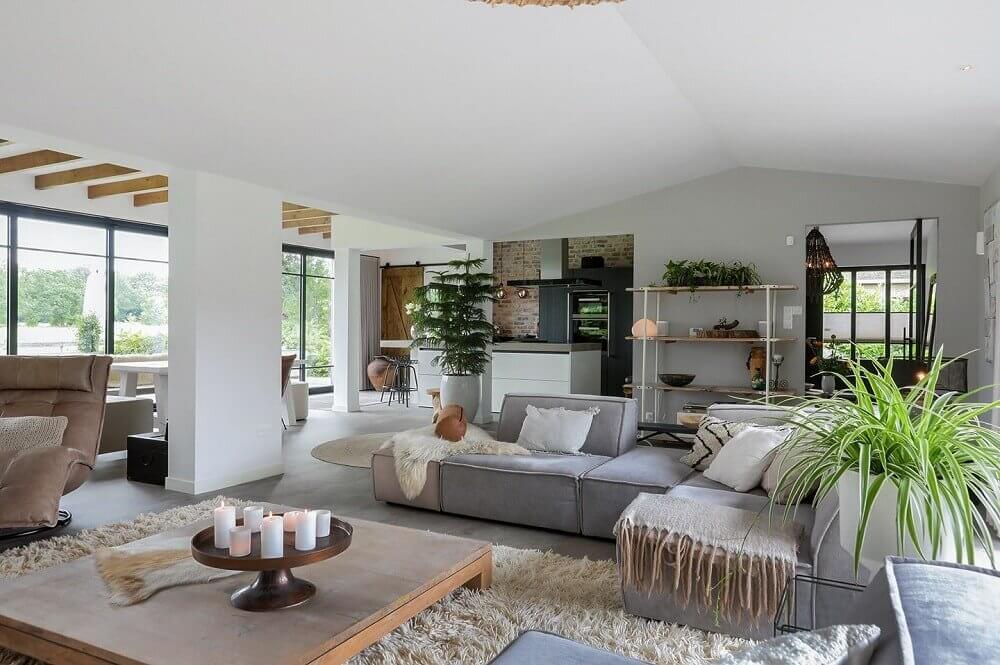 modern bungalow living room
