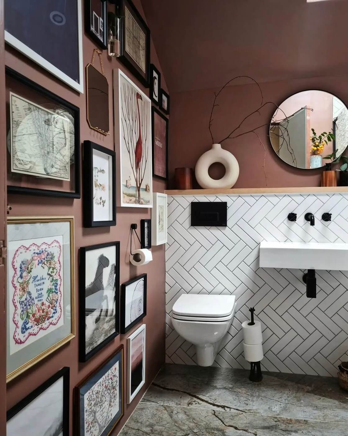 bathroom-gallery-wall-victorian-home-nordroom