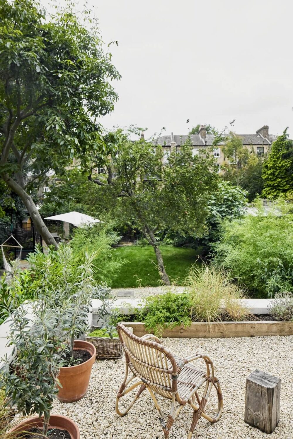 garden-open-plan-loft-victorian-townhouse-london-nordroom