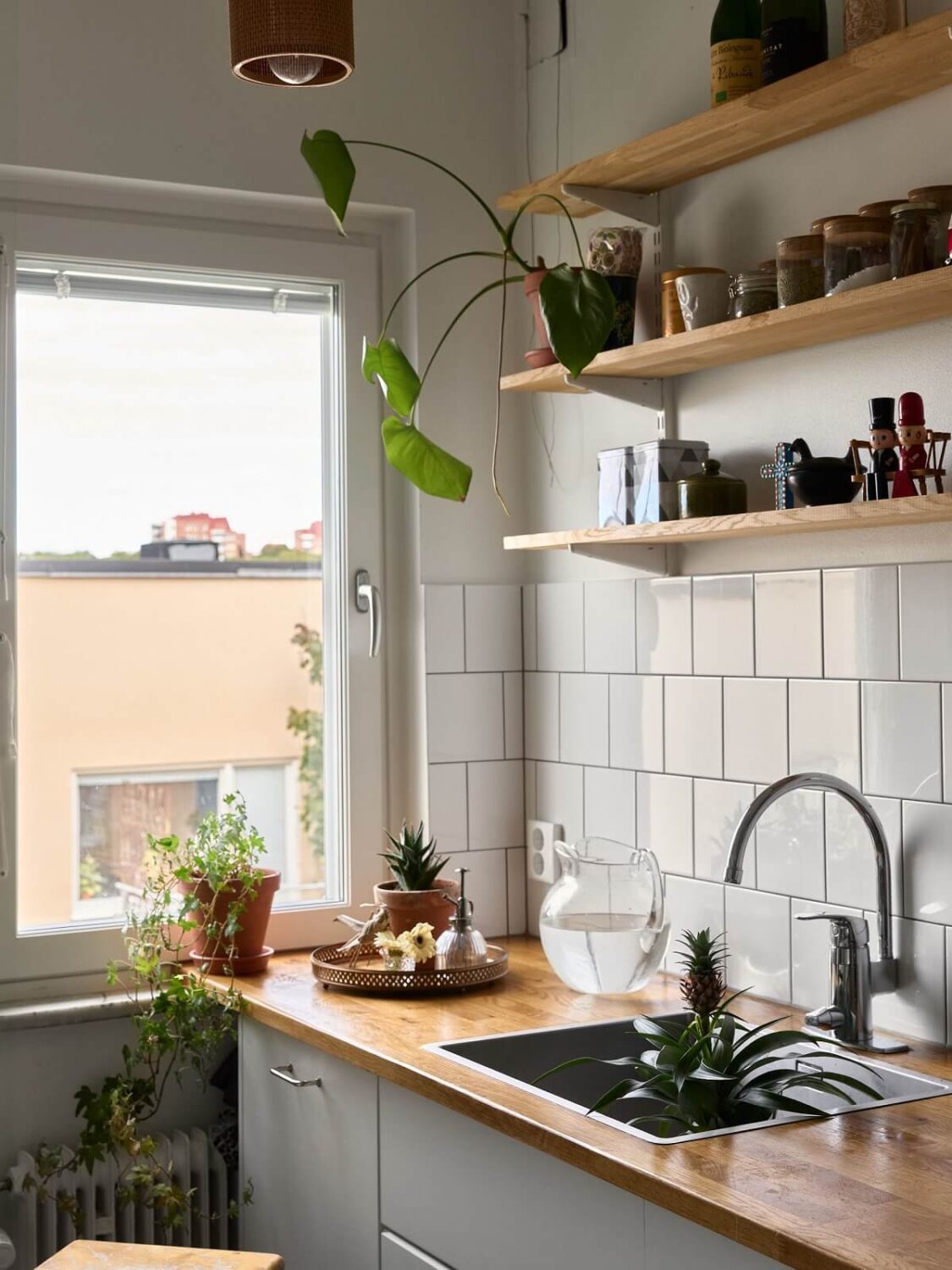 white-kitchen-open-wooden-shelves-scandinavian-interior-nordroom