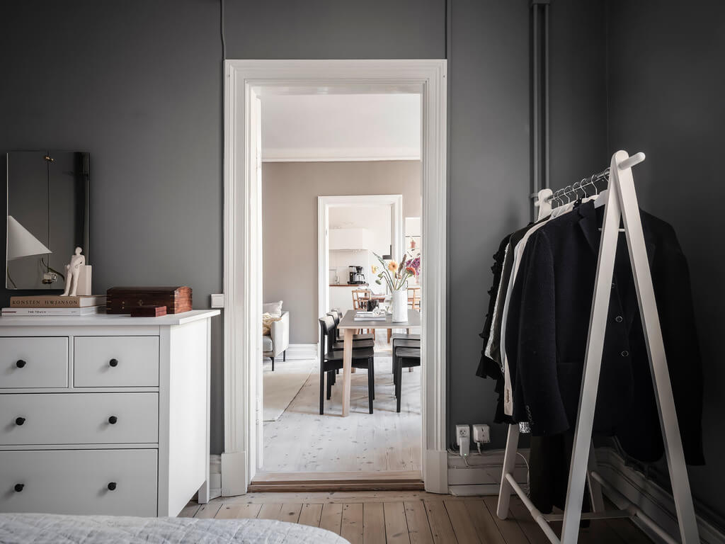 dark-grey-bedroom-nordroom