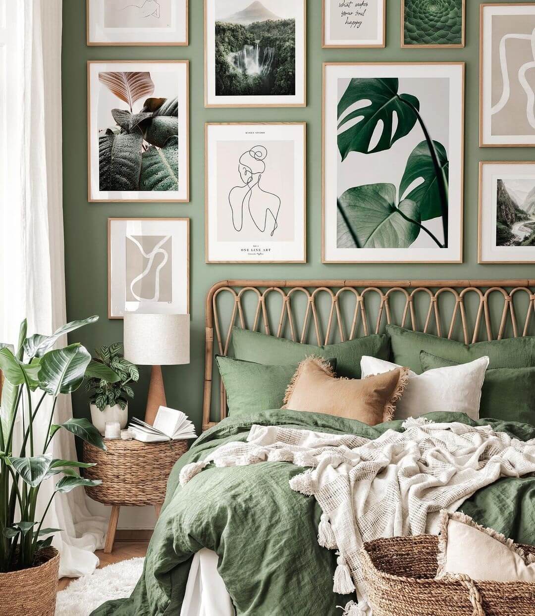 green-wall-art-bedroom-nordroom