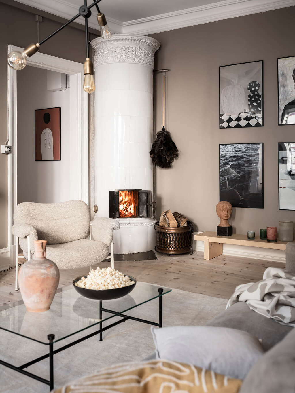 A Stylish Gray Scandinavian Apartment