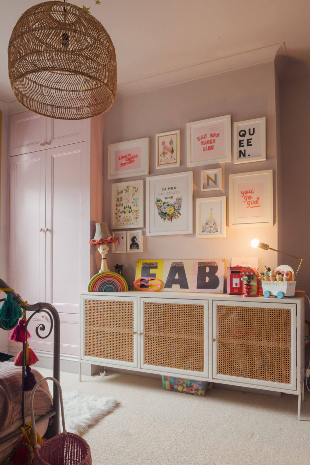 pink-kids-bedroom-victorian-home-nordroom