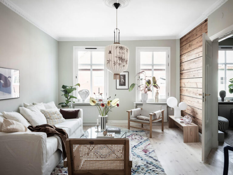 Subtle Color Touches in a Light Apartment - The Nordroom