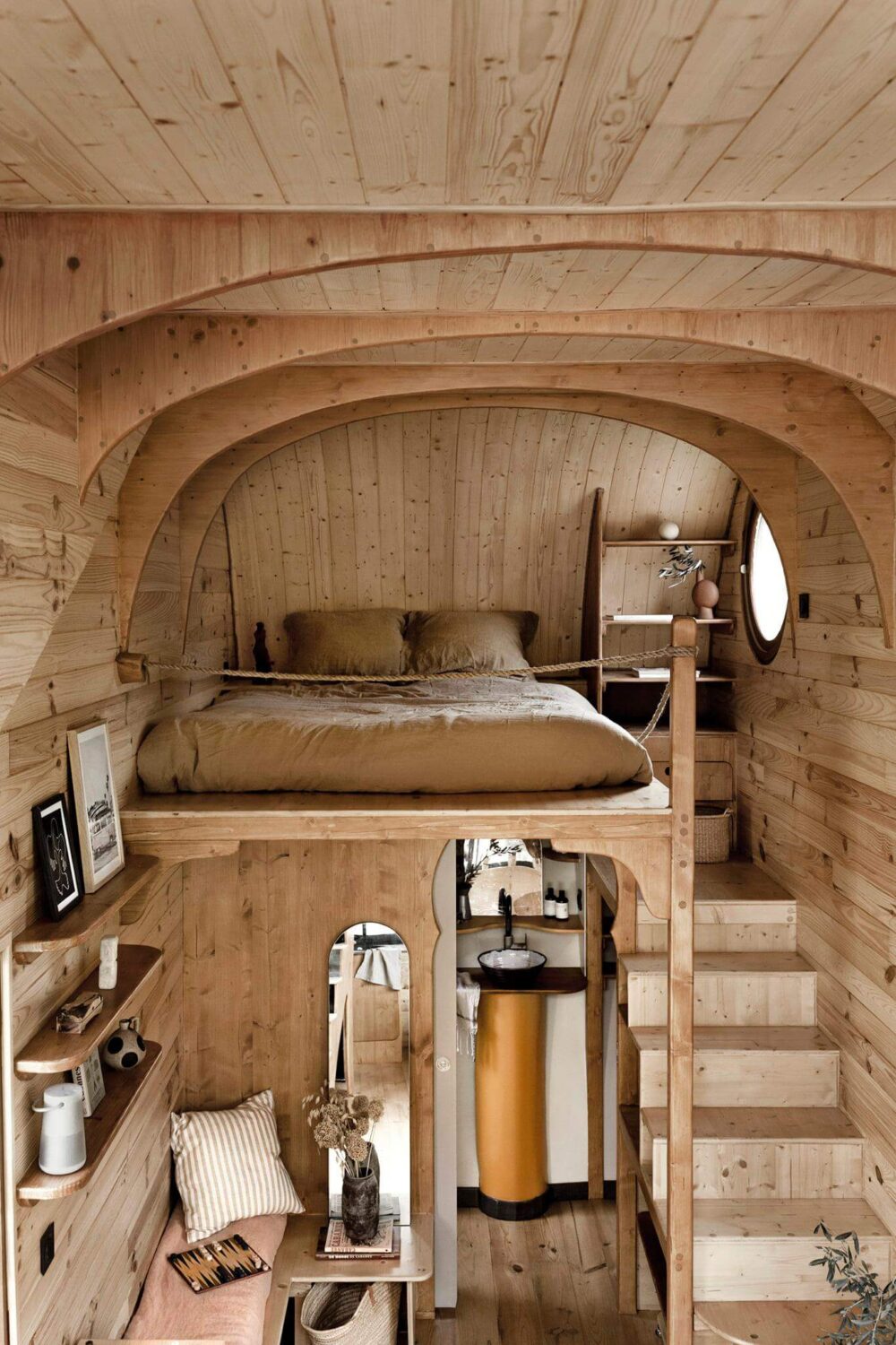tiny-house-loft-bedroom-wood-curved-nordroom