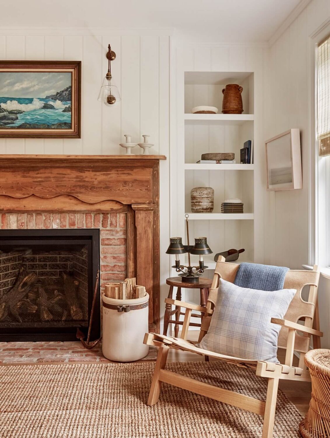 wood-brick-fireplace-built-in-bookshelves-surf-retreat-becca-interiors-nordroom